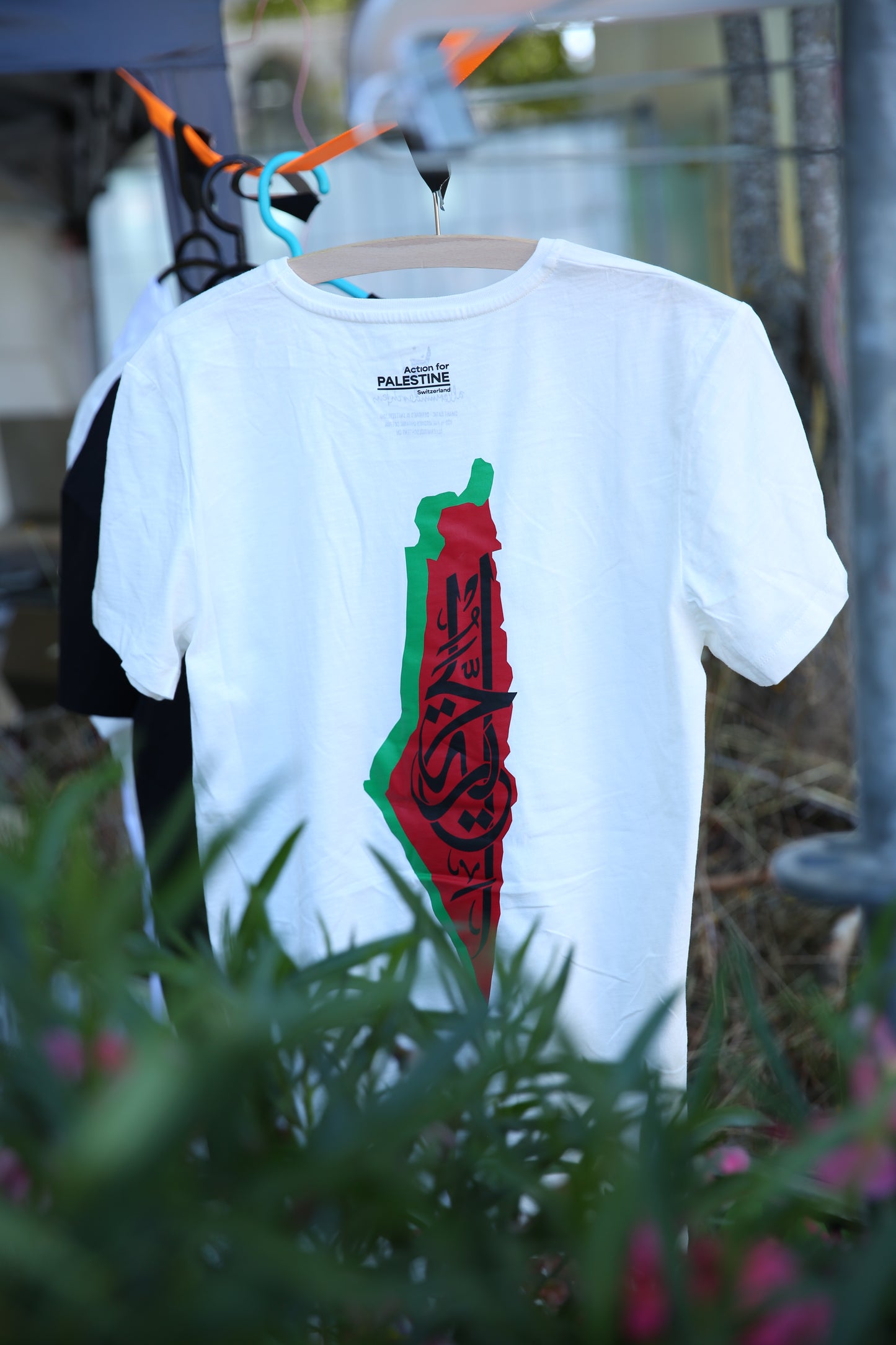 T-Shirts – Solidarität & Freiheit